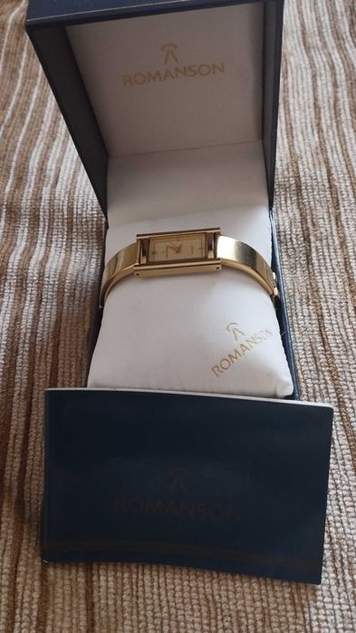 Продам часы Romanson