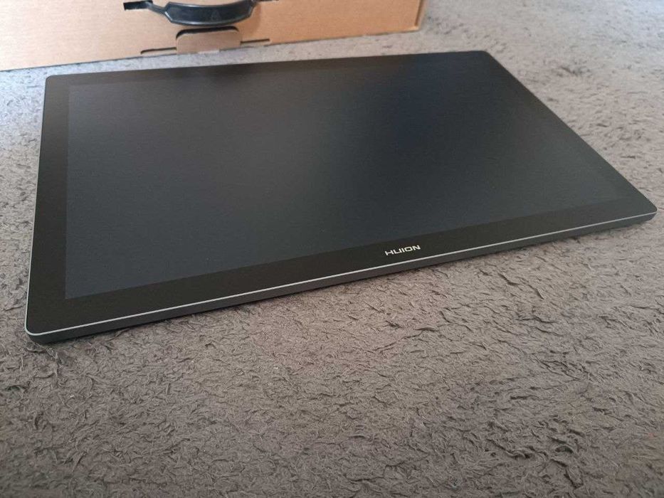 Huion Kamvas Pro 19 (4K Ultra HD)