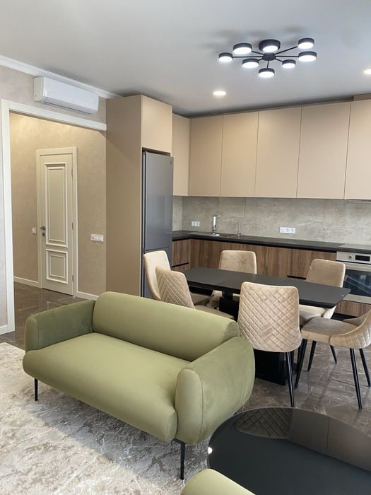 Оренда будинок - таунхаус м.Киів , Соломянський район.