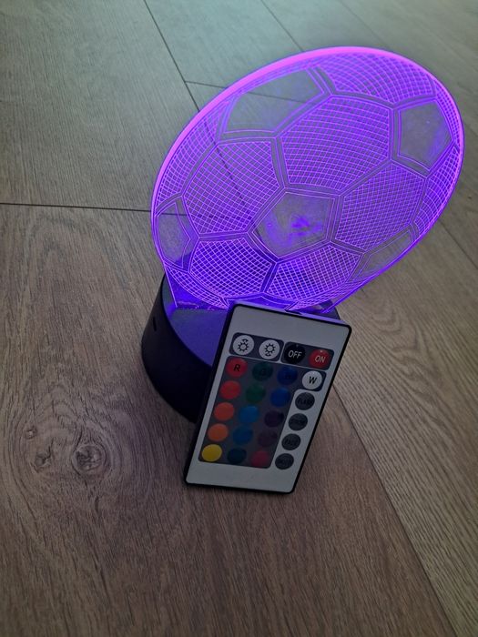Lampka led w krztałcie piłki do piłki nożnej idealna dla fana piłki nożnej