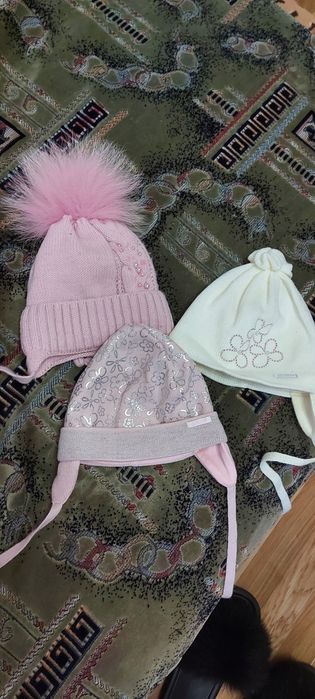 Шапочки для дівчат