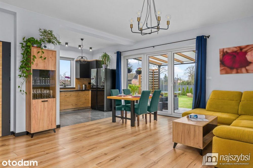 Krępsko- nowoczesny dom 108m2 z garażem, 800m2 dz.