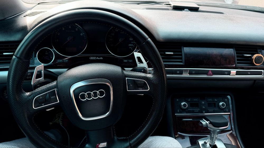 Audi A8 4.2 Benzyna Zamiana