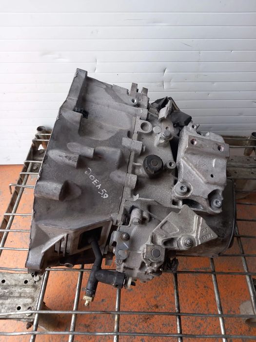 Caixa de Velocidades Peugeot 2008/5008 1.6 BlueHDi Ref: 20EA59