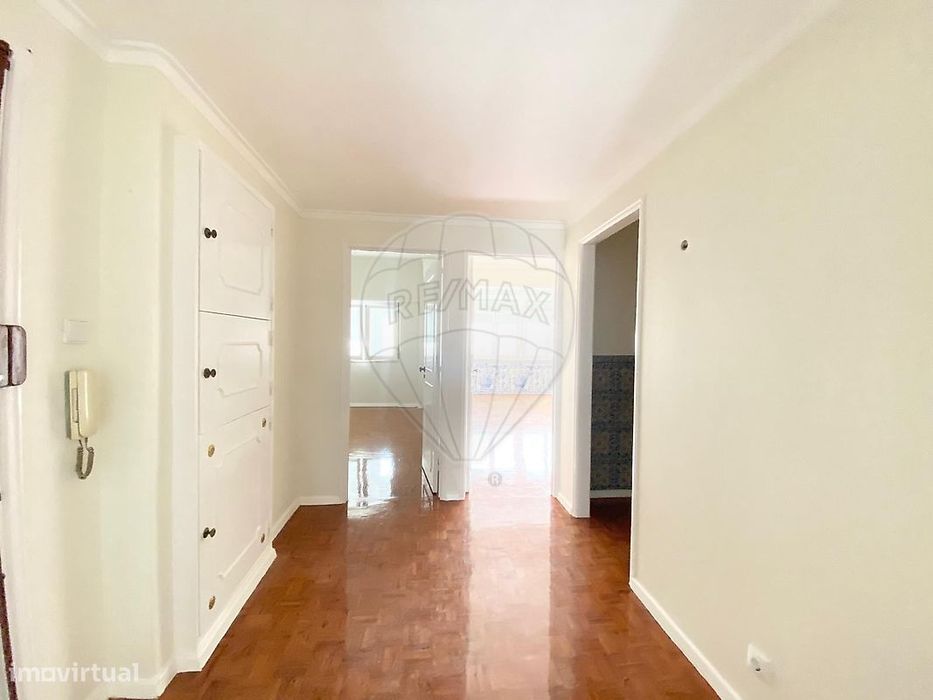 Apartamento T2 para arrendamento