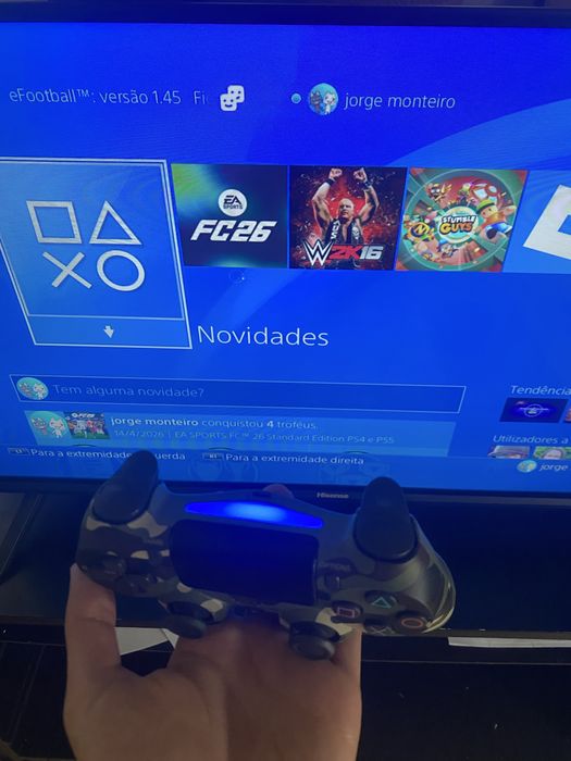 Playstatiom 4 1TB 500 GB