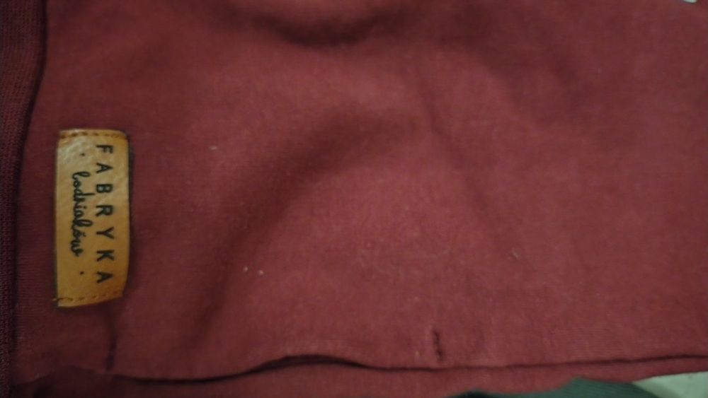 Bluzy chłopięce H&M, Champion, Fabryka bodziakow, Minoti 104-110
