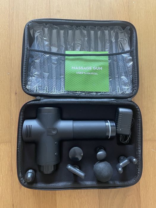 Pistola de Massagem Muscular – Excelente Estado | Com Mala e Acessórios (30€)