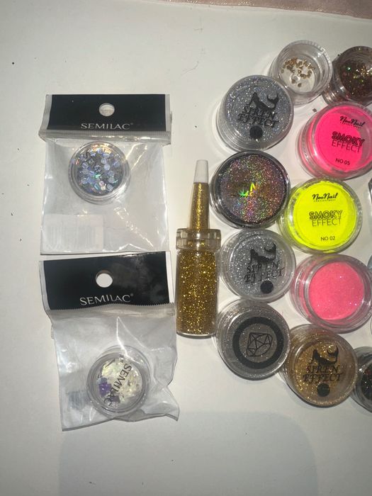 pyłki do paznokci Neonail Semilac pyłek syrenka brokat cekiny ćwieki