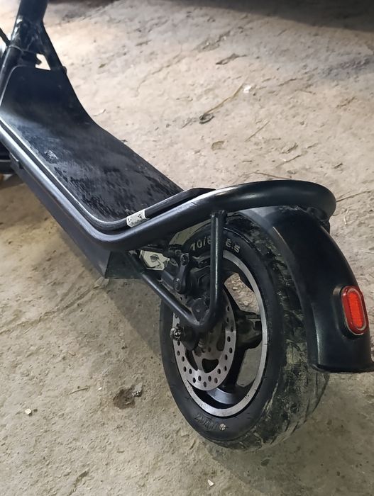 електро самокат e-scoter