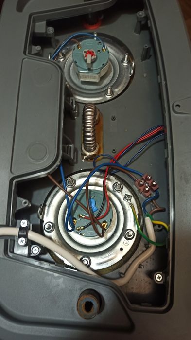 Бойлер ,потік бак