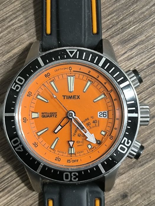 Часы Timex T2N812