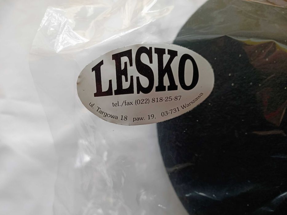 Nowy czarny kaszkiet męski