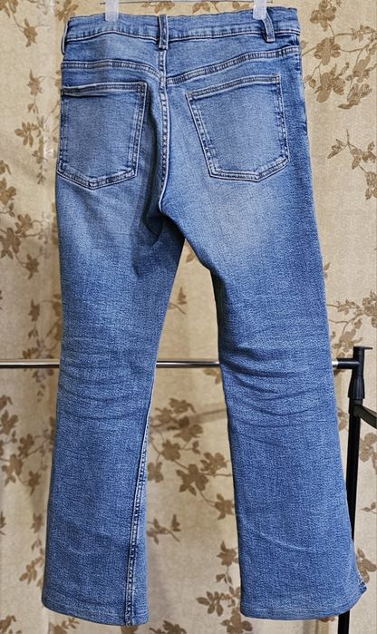 Джинси. Zara. На дівчинку 10-12 років.