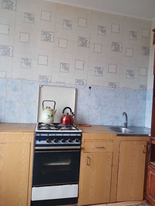 Продам однокомнатную квартиру на Бородинском