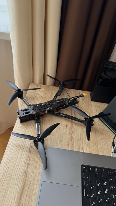комплект FPV-дрона з пультом керування RadioMaster TX12 ELRS