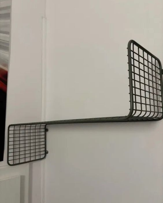 półka wisząca na ścianę