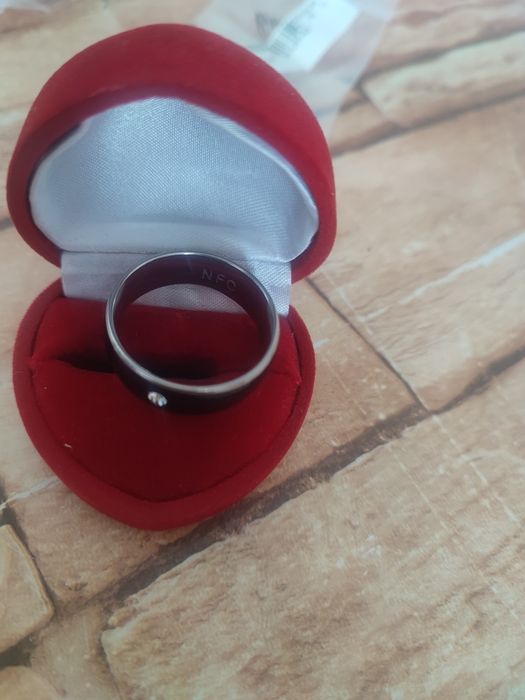 Nowy pierścień płatniczy NFC