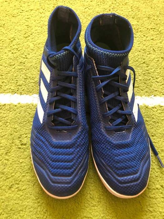 Buty męskie halówki 42 27 cm Adidas Predator