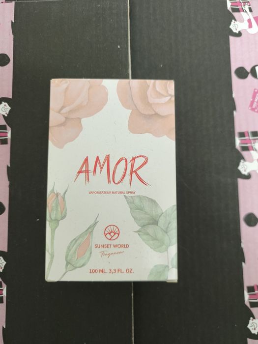 Perfumes naturais 4=1