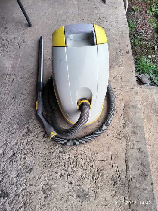 Продам пылесос Karcher 5500 с аквафильтром