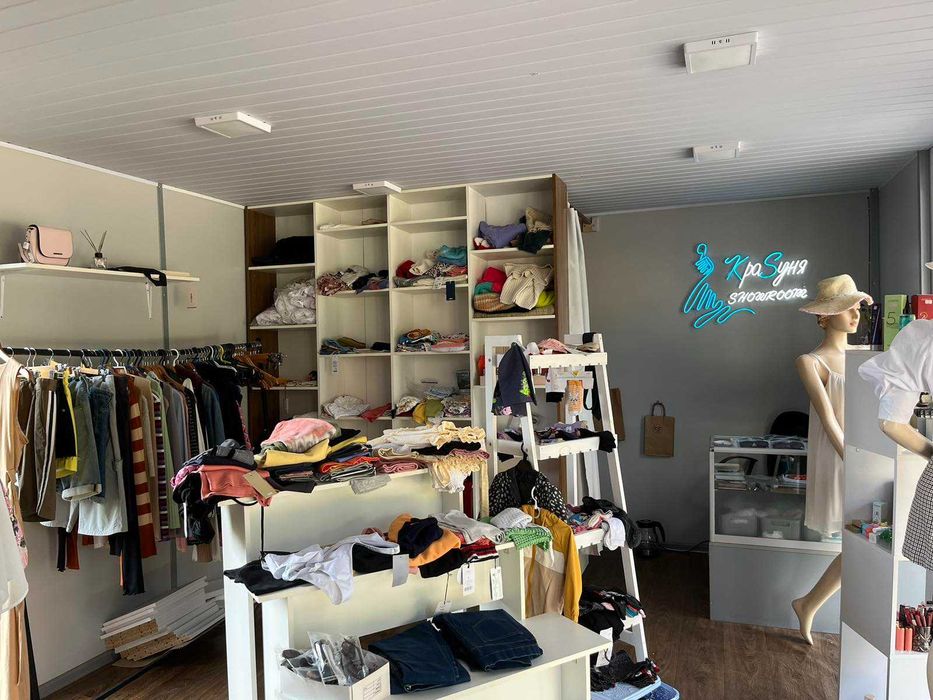 Продам або здам в оренду торговий павільйон (маф) в смт. Ладан