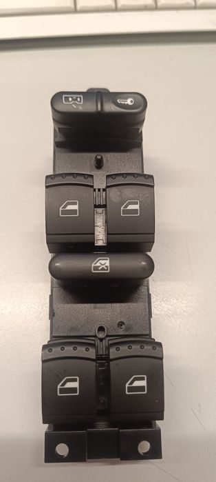 Módulo de comando de vidros eléctricos e fecho  central  Passat 1 J4 959 857 D