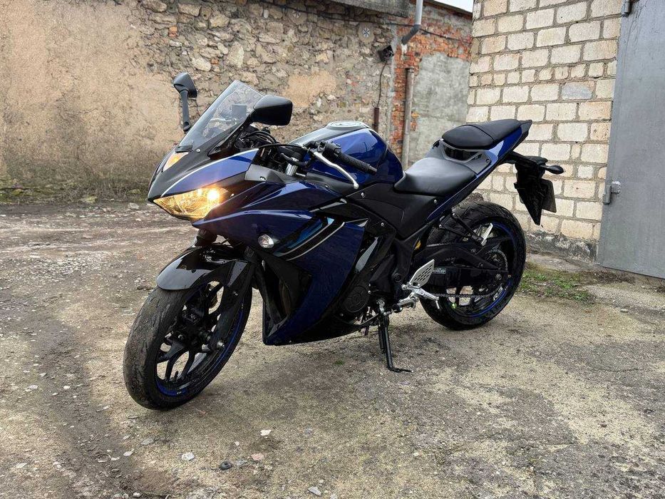 Yamaha R3 2017 року