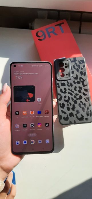Смартфон від OnePlus 9rt у дуже гарному стані