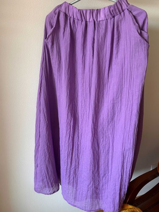 Saia comprida com bolsos