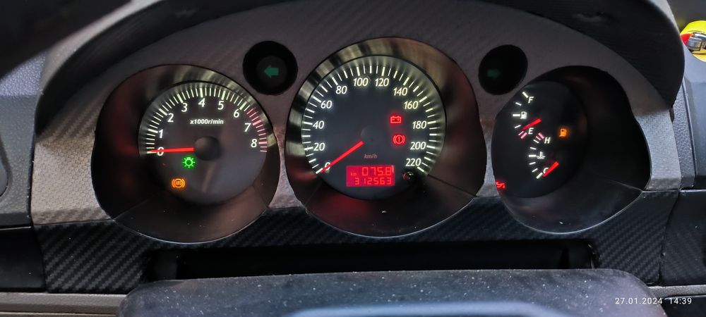 Geely mk спидометр. Джили мк 2008 индикация низкого уровня топлива. Джили мк 2008 индикация низкого уровня топлива. Geely mk cross панель приборов. Geely mk спидометр.