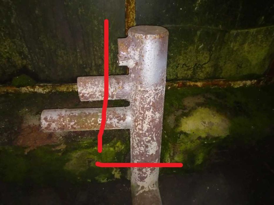 Rozdzielacz dolny stalowy fi 114mm 11,4cm na 76mm element rury 1 szt