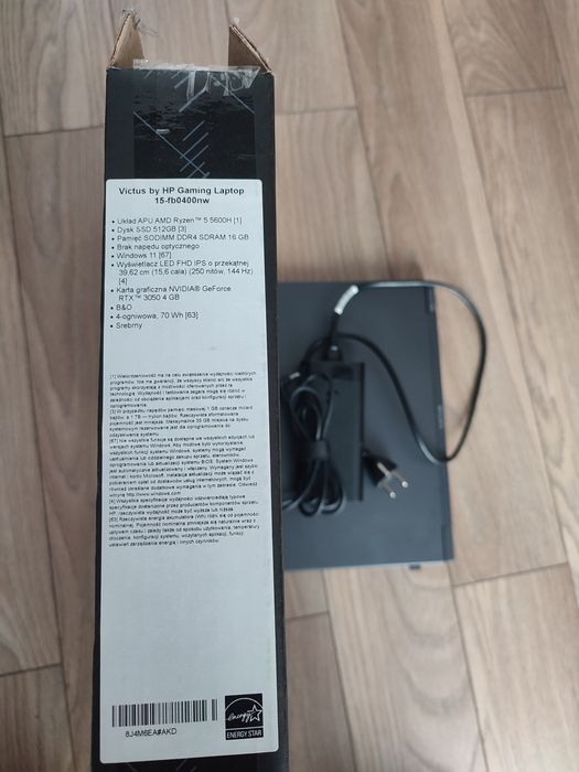 Laptop HP Victus 15-FB0400NW
