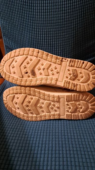 Ocieplane bardzo lekkie buty