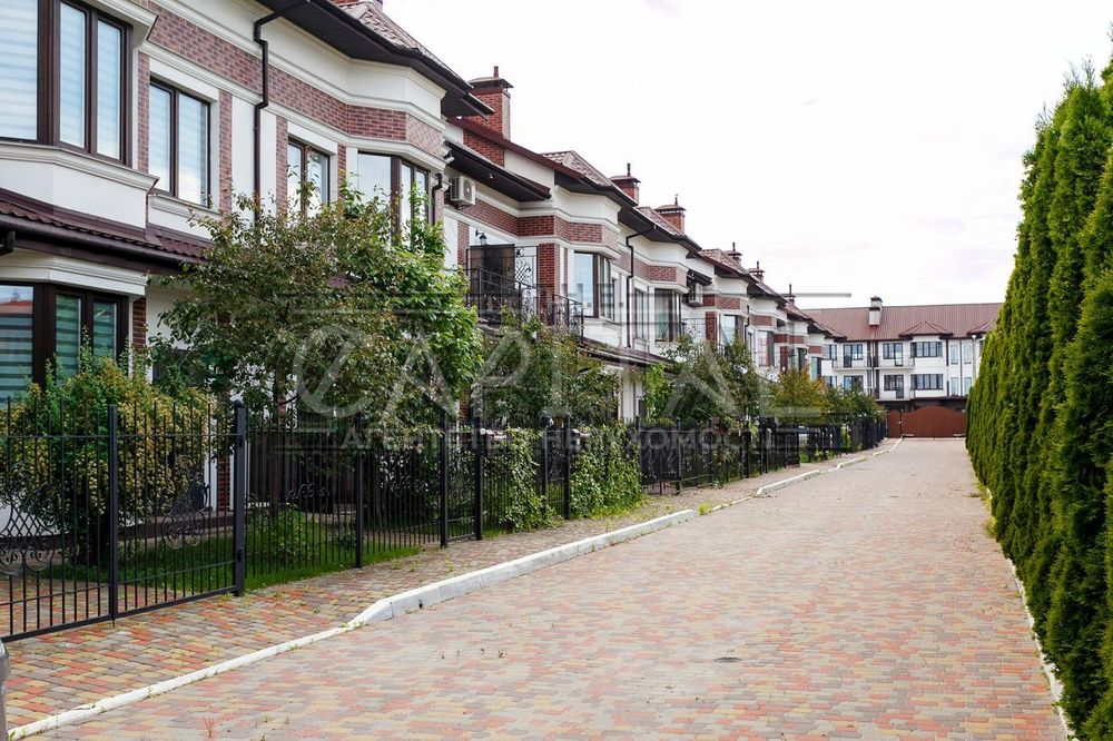 Оренда таунхаусу 200 м2 / Петропавлівська Борщагівка