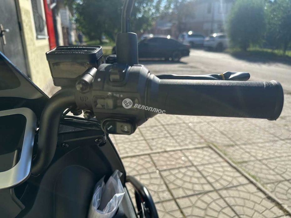 Електроскутер Corso Bullet 72V 40Ah 2500W