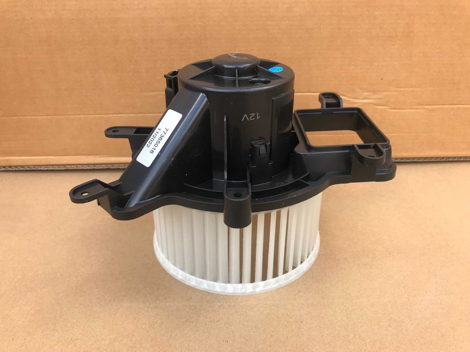 Моторчик печки вентилятор Peugeot 3008 5008 (09-16) Citroen DS5