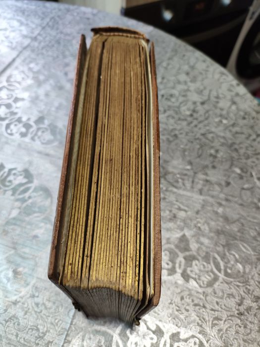 Продам старовинний дерев'яний альбом