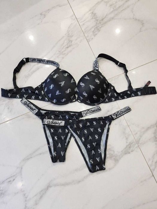 Комплект білизни стрази, камінці Victoria’s Secret. В,С (М Л ХЛ)