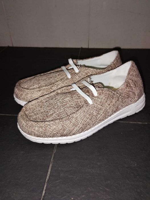 Sapatos mulher n.38