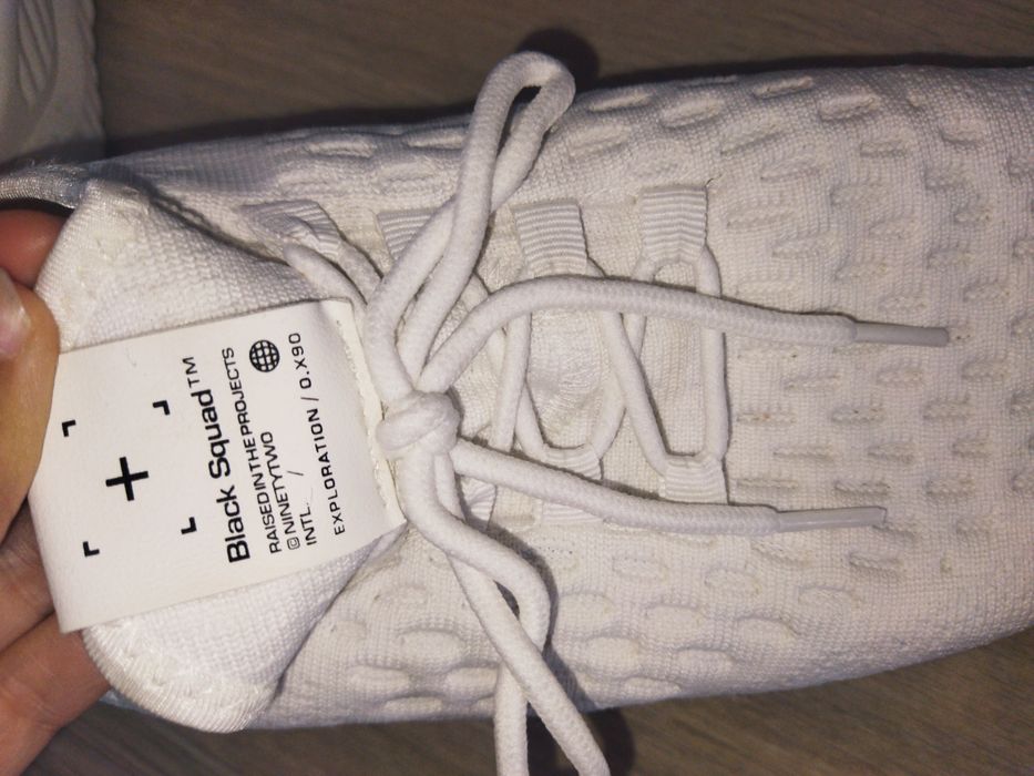 Белые летние кроссовки (стелька 26,5см)