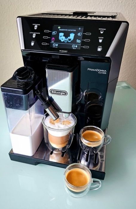 Кавомашина Delonghi PrimaDonna Class Bluetooth