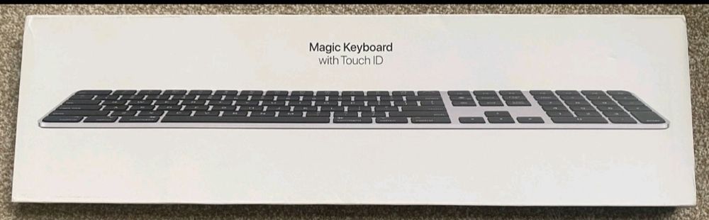 Magic Keyboard with Touch ID (Numeric)492597669465303040