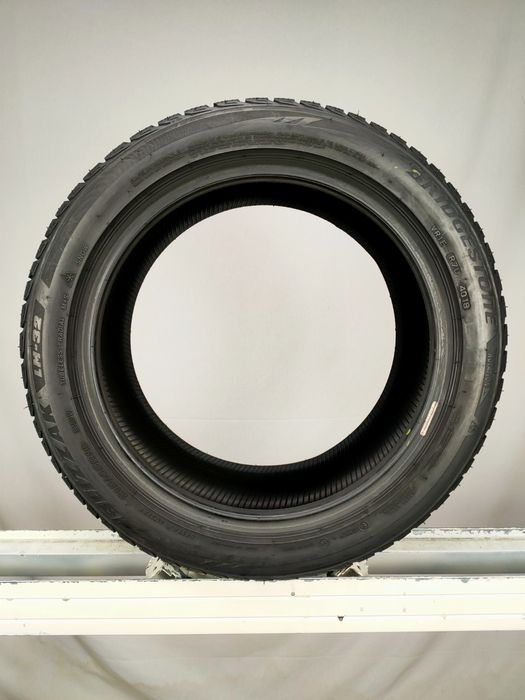 2x215/45R16 Bridgestone Blizzak Lm-32 90V FR  OO14386
