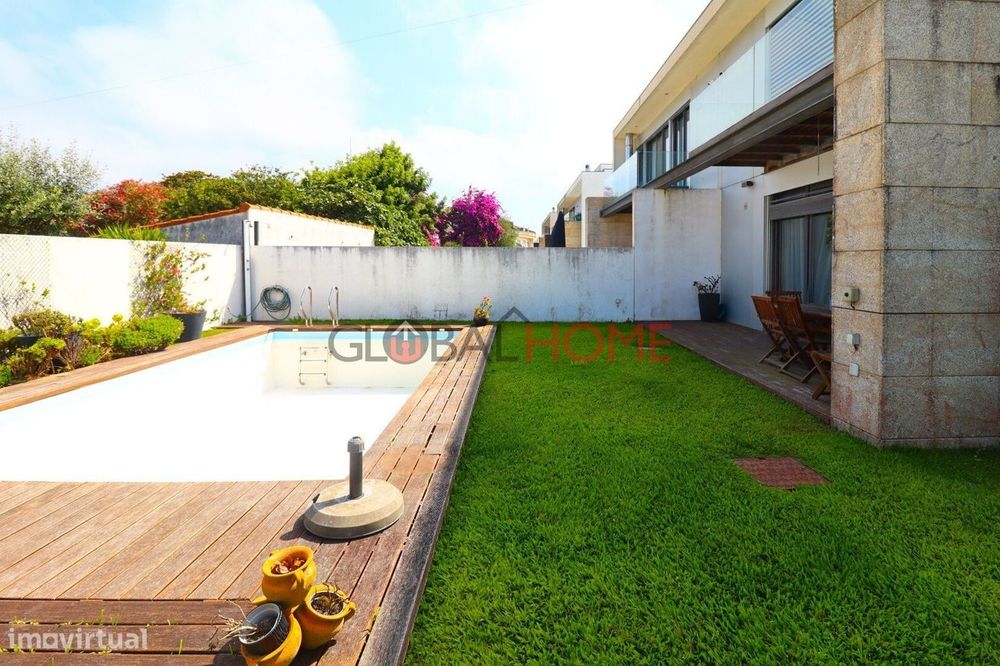 Moradia T4 com piscina em Esposende