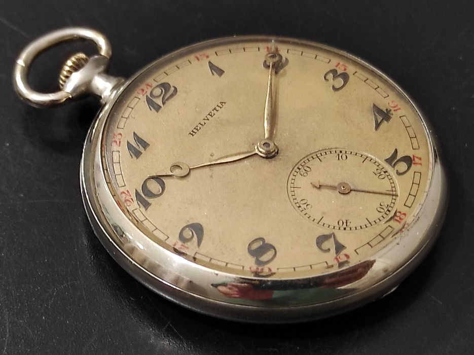 Relógio Helvetia de bolso de homem do inicio do século 20, original em muito bom estado.
