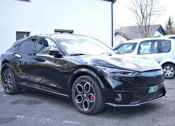 Бампер Ford Mustang E-Mach Розборка Форд Мустанг Е-Мач запчастини Ford Mustang E-Mach