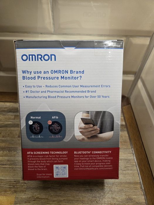 Omron 7 AFib  BP7360 вимірює дефібриляцію