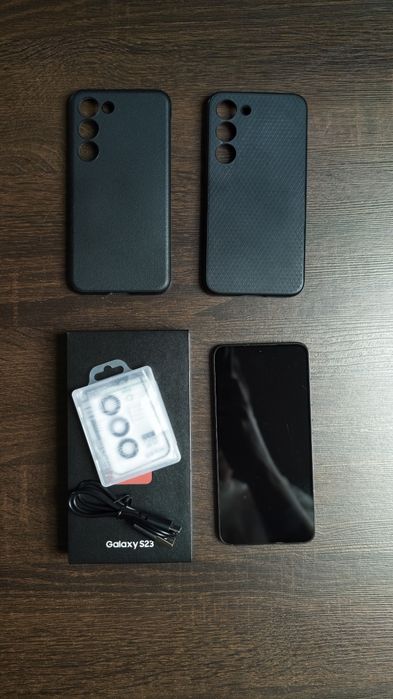 Samsung S23 8/256 SM-S911B Graphite SUPER STAN + Dodatki