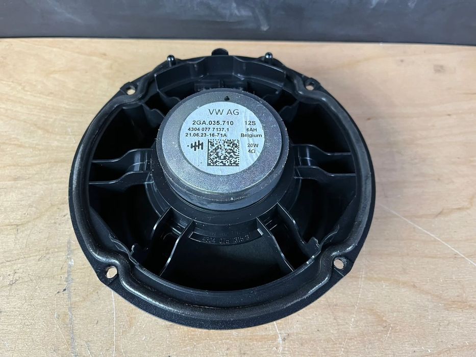 VW Volkswagen Głośnik drzwi tył oryginał 2GA035710